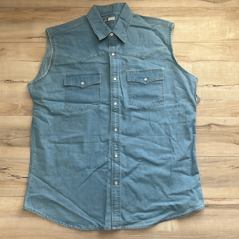 NWT Canyon Guide Outfitters Mens XLG Blue Jean Sleeve Button Front Shirt.